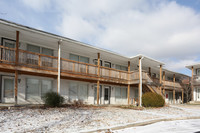 Gardenside Plaza Apartments in Lexington, KY - Building Photo - Building Photo