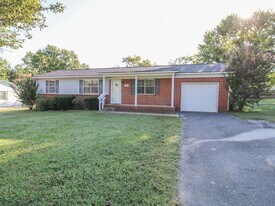 29402 8th Ave E in Ardmore, AL - Building Photo