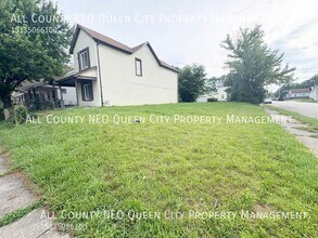 105 S Irwin St in Dayton, OH - Building Photo - Building Photo
