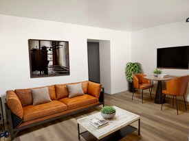 21 University Dr in Colorado Springs, CO - Building Photo