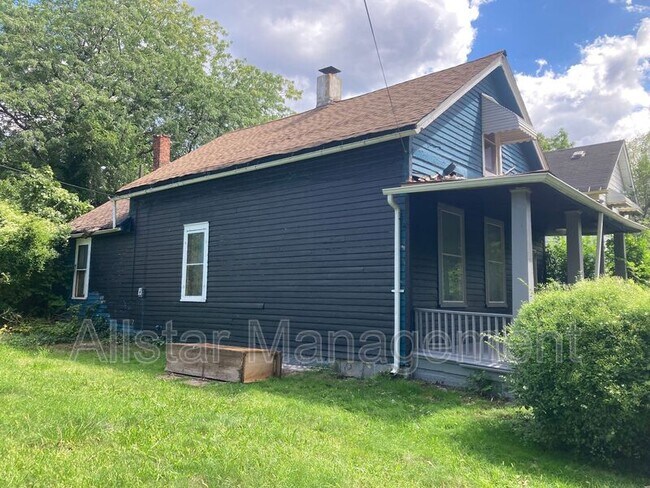 property at 2915 E 64th St