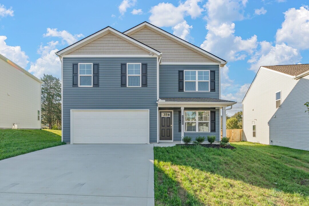 7650 Belhaven Ln in Knoxville, TN - Building Photo