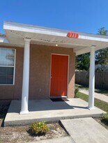 711 N 9th St in Panama City, FL - Building Photo