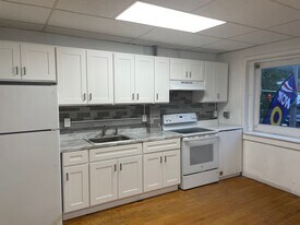 204 N Centre St, Unit 1