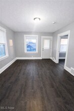 4415 Pearse Ave in Newburgh Heights, OH - Building Photo - Building Photo