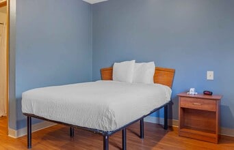 Furnished Studio-Fayetteville - West in Fayetteville, NC - Foto de edificio - Building Photo