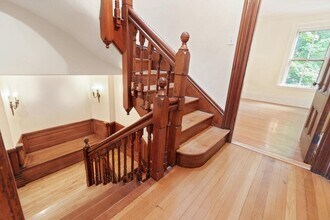 2 Rangeley Rd in Winchester, MA - Building Photo - Building Photo