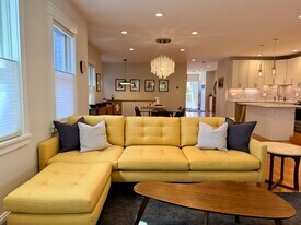 13 Cottage Ave, Unit 1 in Somerville, MA - Building Photo