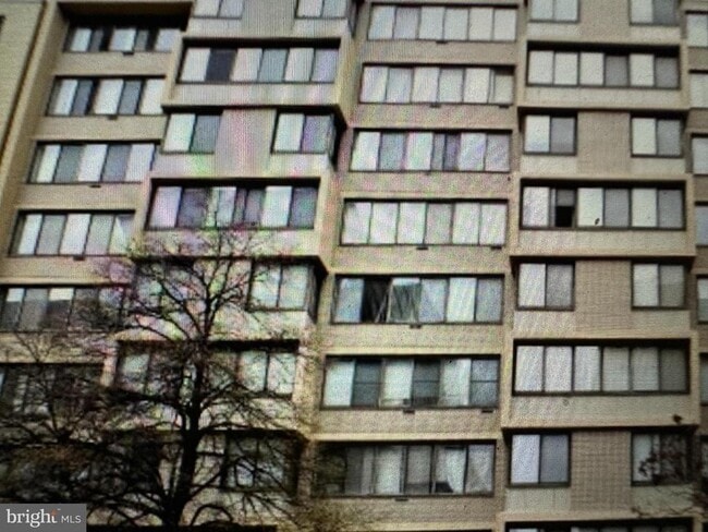 property at 522 21st St NW