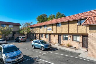Aurora Reno in Reno, NV - Building Photo - Primary Photo