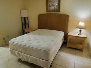 610 NW 13th St, Unit 0180 in Boca Raton, FL - Building Photo - Building Photo