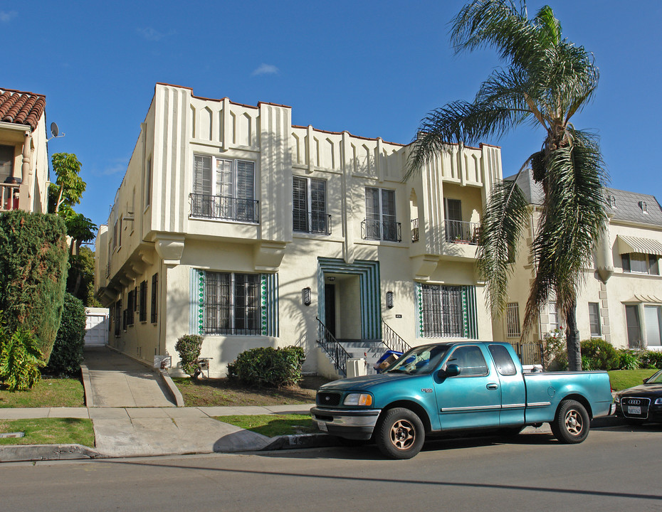 458 N Curson Ave in Los Angeles, CA - Building Photo