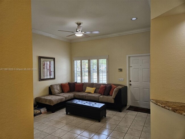 712 Juniper Ln in Weston, FL - Building Photo - Building Photo