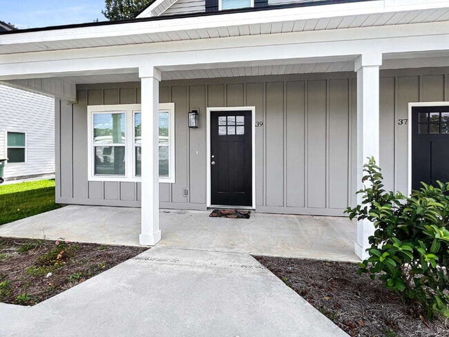 39 Travis St in Savannah, GA - Building Photo - Building Photo