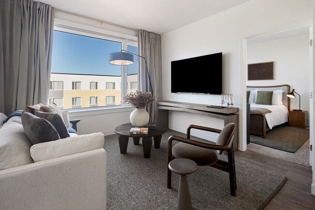 101 Mill Rd, Unit FL2-ID1383001P in Everett, MA - Building Photo - Building Photo