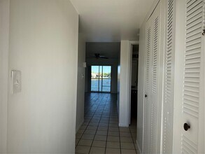 10007 Winding Lake Rd, Unit 204 in Sunrise, FL - Building Photo - Building Photo