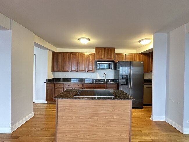 4180 N Marine Dr in Chicago, IL - Building Photo - Building Photo