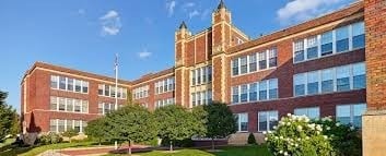 Old Main Village in Mankato, MN - Building Photo