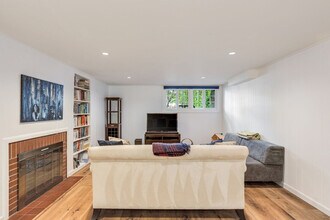 3177 NE 84th St, Unit SI ID1035927P in Seattle, WA - Building Photo - Building Photo