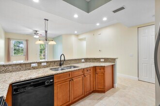 10560 SW Stephanie Way in Port St. Lucie, FL - Building Photo - Building Photo