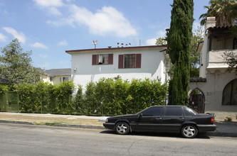 6033 Barton Ave in Los Angeles, CA - Building Photo - Building Photo