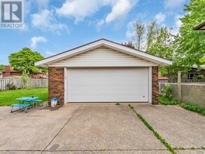 2976 Buttery Ct in Windsor, ON - Building Photo - Building Photo