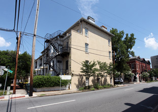 101 W Taylor St in Savannah, GA - Building Photo - Building Photo