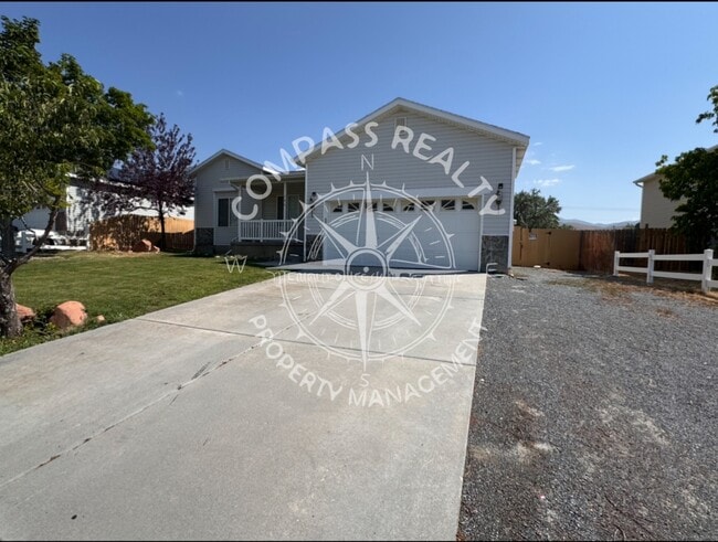 786 540 N in Tooele, UT - Building Photo - Building Photo