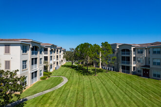 Flora Ridge Condominiums in Kissimmee, FL - Building Photo - Building Photo