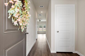 13599 Sonali Springs Dr in Conroe, TX - Building Photo - Building Photo