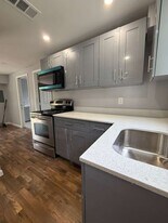 4265 SW 62nd Ave in Davie, FL - Building Photo