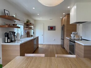 12275 Quail Roost Dr in Miami, FL - Building Photo - Building Photo