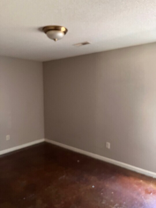 514 W Ripley Ave in Covington, TN - Building Photo