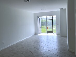 2148 Dragonfruit Wy in Naples, FL - Building Photo - Building Photo