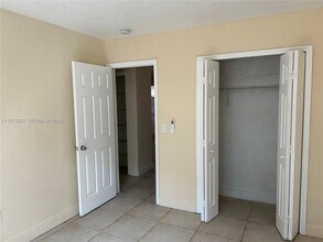 1541 NE 8th St in Homestead, FL - Building Photo - Building Photo