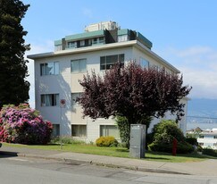 1755 Vine St in Vancouver, BC - Building Photo