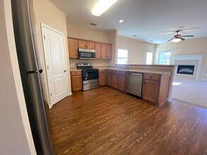 401 Barry McCaffrey Blvd in Hinesville, GA - Building Photo - Building Photo