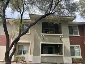 904 Domnus Ln in Las Vegas, NV - Building Photo