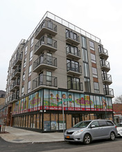 810 Flushing Ave in Brooklyn, NY - Building Photo - Building Photo