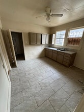 536 N 24th St in Baton Rouge, LA - Foto de edificio - Building Photo