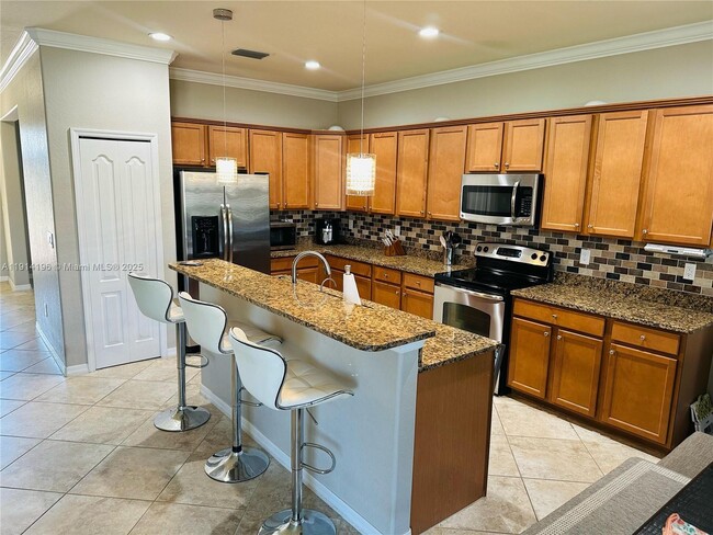 11276 Reflection Isles Blvd in Ft. Myers, FL - Building Photo - Building Photo