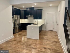 44774 Tiverton Sq in Ashburn, VA - Building Photo - Building Photo