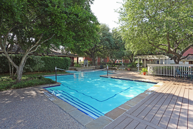 The Barstow Lincoln Oaks