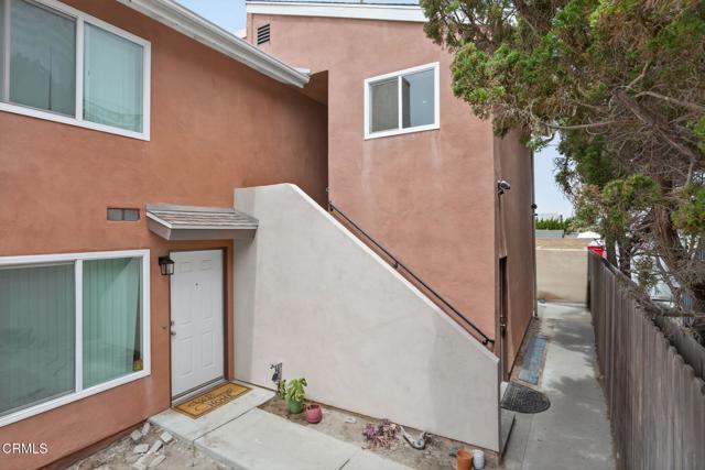 5507 Driftwood St in Oxnard, CA - Building Photo - Building Photo