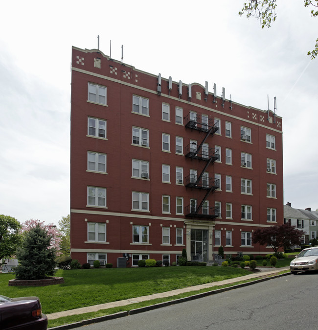 293 Chestnut St in Nutley, NJ - Foto de edificio - Building Photo