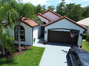 10674 Oak Bend Way in Wellington, FL - Building Photo - Building Photo