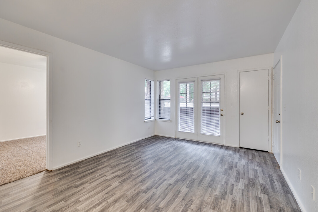 Forest Pointe in Norman, OK - Building Photo