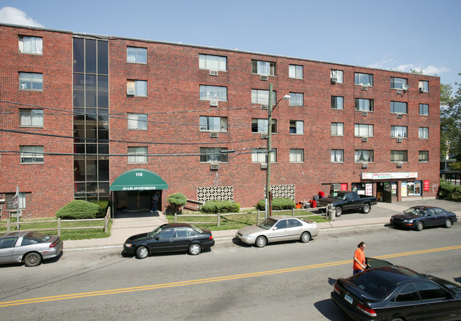 Jo.Lin Apartments in Hartford, CT - Building Photo - Building Photo