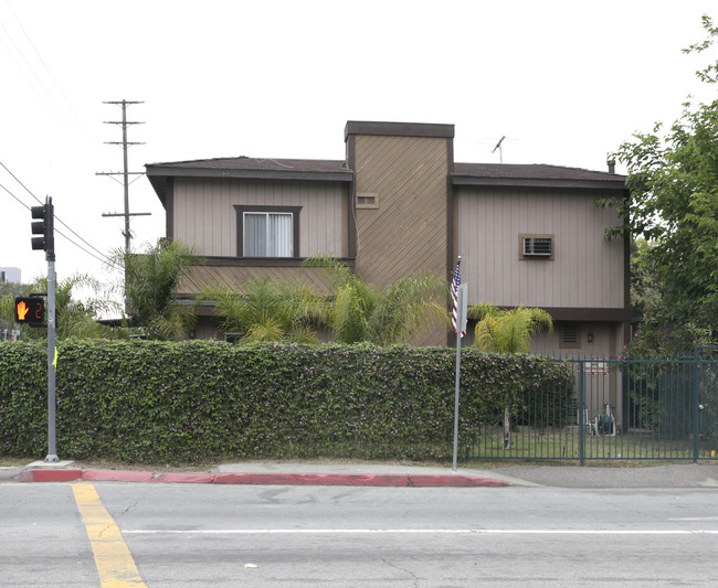 11350 Oxnard St in North Hollywood, CA - Foto de edificio - Building Photo