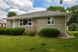 401 31st St NW in Cedar Rapids, IA - Building Photo